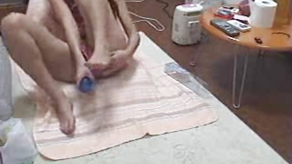 বাঁড়ার লোকাল সেক্সি বিএফ রস খাবার